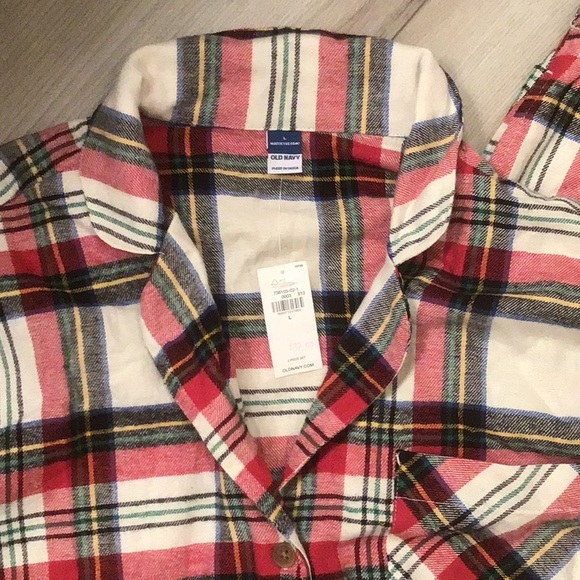 New Old Navy Flannel PJ set - Large - Picture 4 of 6